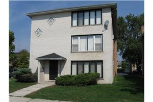 1690 Patricia Pl in Calumet City, IL - Building Photo