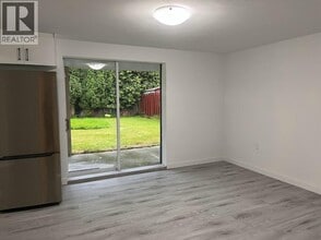 6040 Christina Rd in Richmond, BC - Building Photo - Building Photo