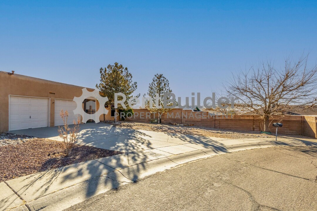 5308 Thomas Pl NE in Albuquerque, NM - Building Photo