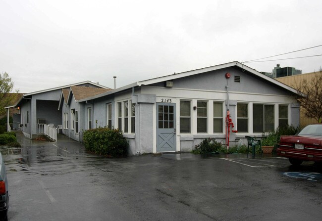 2143 Brown St in Napa, CA - Building Photo - Building Photo