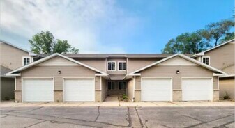 5120 N Walbridge Ave in Madison, WI - Building Photo