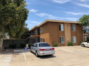 650 Florence St in Imperial Beach, CA - Building Photo - Primary Photo