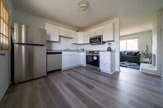 3902 Drakes Branch Rd in Nashville, TN - Building Photo - Building Photo