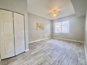 4000 Venetian Bay Dr in Kissimmee, FL - Building Photo - Building Photo