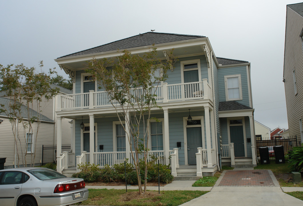 731 Adele Dr in New Orleans, LA - Building Photo