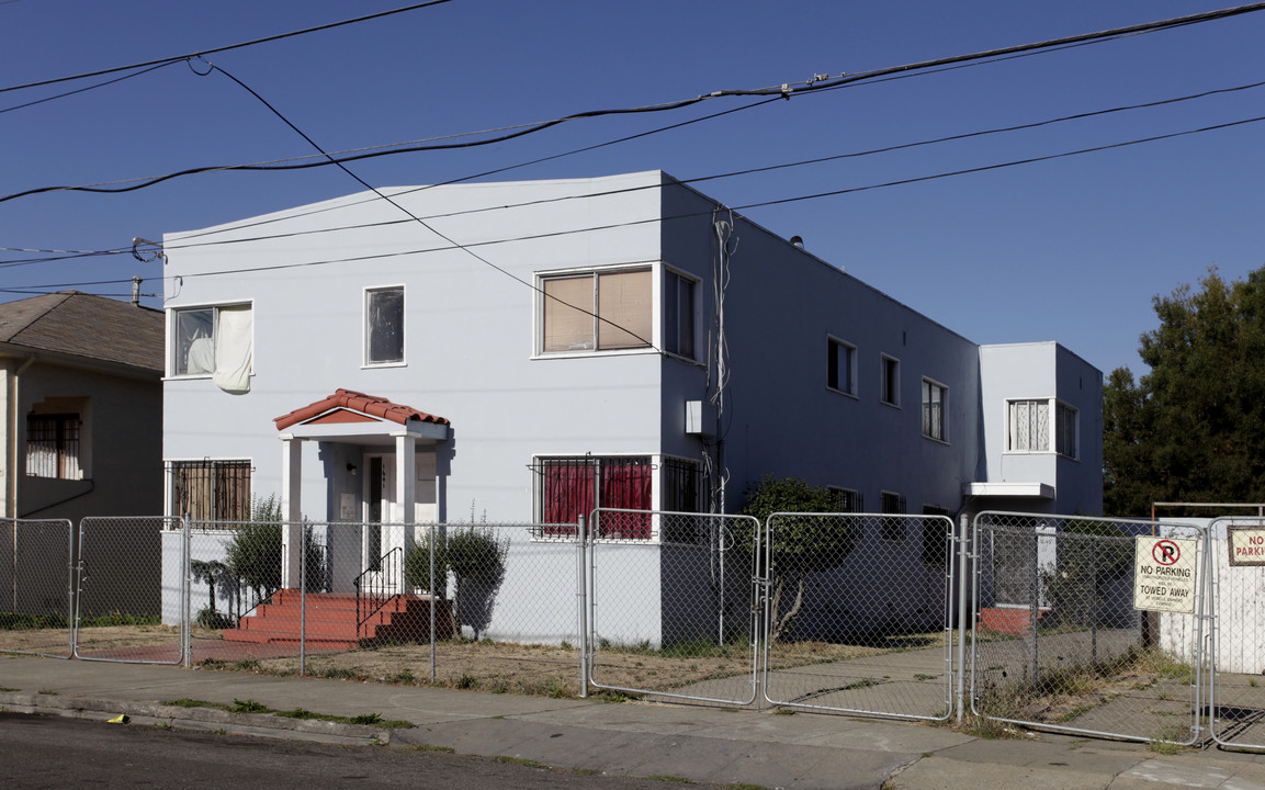 1641 46th Ave in Oakland, CA - Building Photo