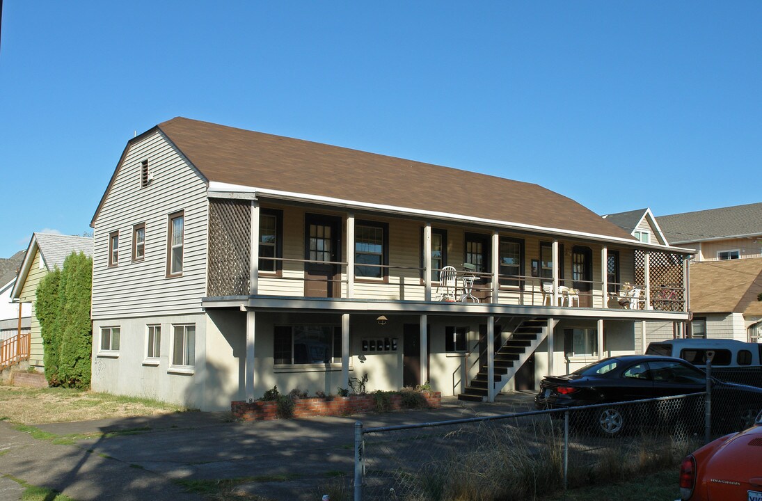 549 E 16th Ave in Eugene, OR - Building Photo