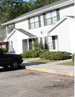 Meadow Creek in Walterboro, SC - Building Photo