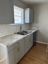 630 W Foothill Blvd in Monrovia, CA - Building Photo - Building Photo