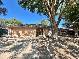 1408 Sunny Glen St in Fort Worth, TX - Building Photo