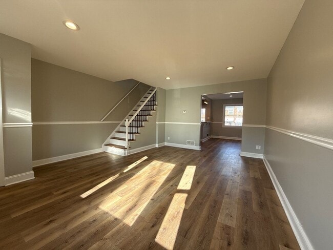 834 N Marlyn Ave in Essex, MD - Building Photo - Building Photo