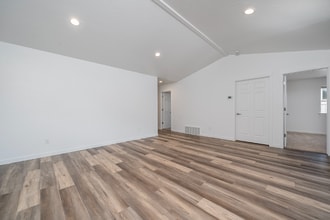 120 W View Dr in Kalispell, MT - Building Photo - Building Photo