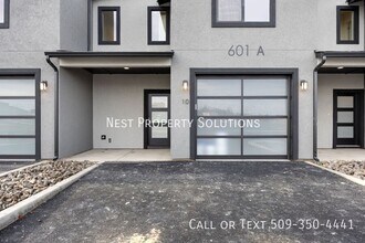 601 S Dorsing St-Unit -A10 in Moses Lake, WA - Building Photo - Building Photo