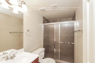 10902 W Montecito Ave in Phoenix, AZ - Building Photo - Building Photo