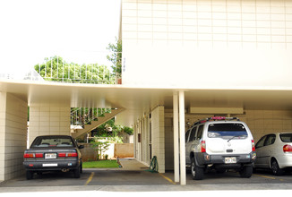 1749 Fern St in Honolulu, HI - Foto de edificio - Building Photo