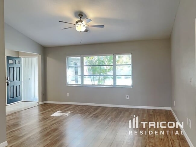 20336 Peachland Blvd in Port Charlotte, FL - Building Photo - Building Photo