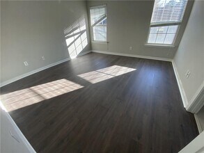 2214 Landing Walk Dr in Duluth, GA - Building Photo - Building Photo