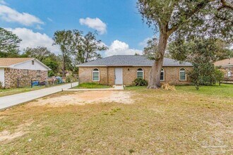 5779 Wickford Ln in Pensacola, FL - Building Photo - Building Photo