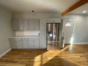 551 Park St in Boston, MA - Building Photo - Building Photo