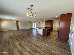 7627 E 4th St in Scottsdale, AZ - Building Photo - Building Photo