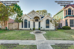 6826 Conestoga Dr in Rowlett, TX - Building Photo