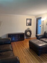 7 Dickinson Ave in East Northport, NY - Building Photo - Building Photo