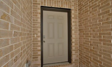 12907 Andromeda Ct in Willis, TX - Building Photo - Building Photo