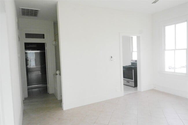 property at 304 18th St