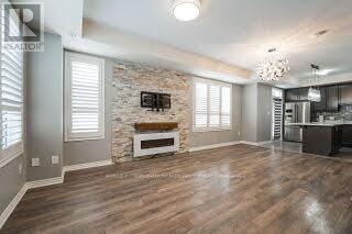 25 Heron Park Pl in Toronto, ON - Building Photo - Building Photo