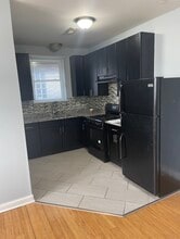 7917 S Phillips Ave in Chicago, IL - Building Photo - Building Photo