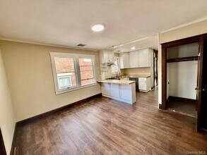 26 N Eckar St in Irvington, NY - Building Photo - Building Photo