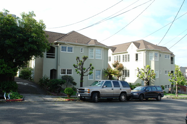 2534-2538 Virginia St in Berkeley, CA - Building Photo - Building Photo