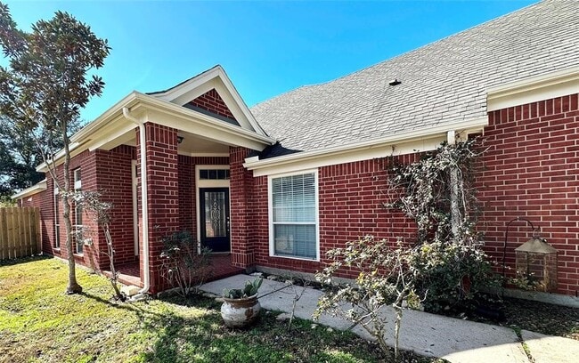 1707 Magnolia Lake Ln in Richmond, TX - Building Photo - Building Photo