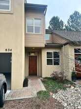 834 E Riverpark Ln in Boise, ID - Building Photo - Building Photo