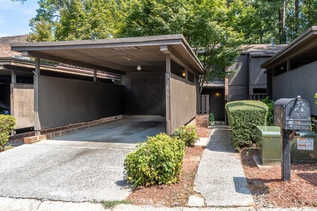 property at 3506 Prestwick Dr