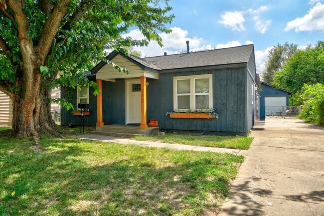 712 Dakota St in Norman, OK - Building Photo - Building Photo