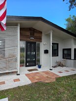 1811 Eastern Dr in Jacksonville Beach, FL - Building Photo