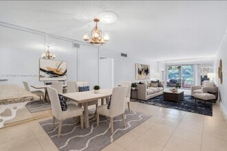 2401 Antigua Cir in Coconut Creek, FL - Building Photo - Building Photo