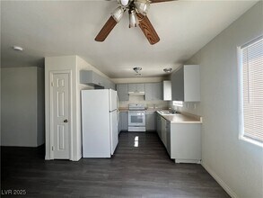 1940 Haiwee St in Pahrump, NV - Building Photo - Building Photo
