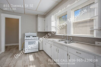 859 Oakhill St SE photo'