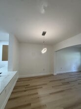 110 SW Peacock Blvd in Port St. Lucie, FL - Building Photo - Building Photo