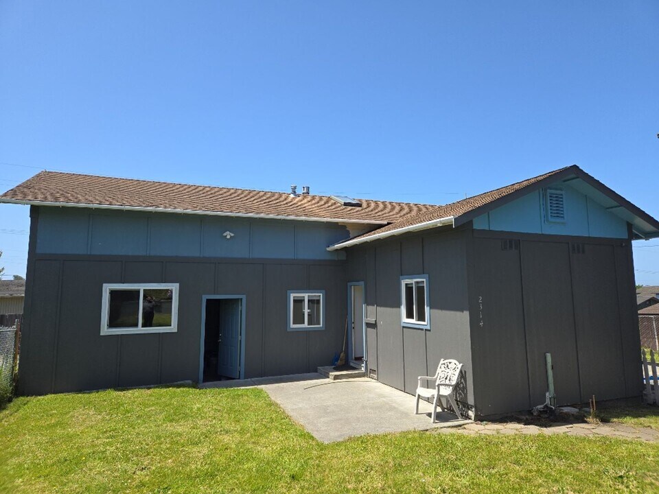 2314 Union St-Unit -2314 Union St. [PRM: Andrew] in Eureka, CA - Building Photo