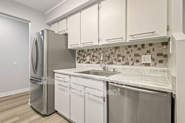 2104 Turtle Run Dr in Richmond, VA - Building Photo - Building Photo