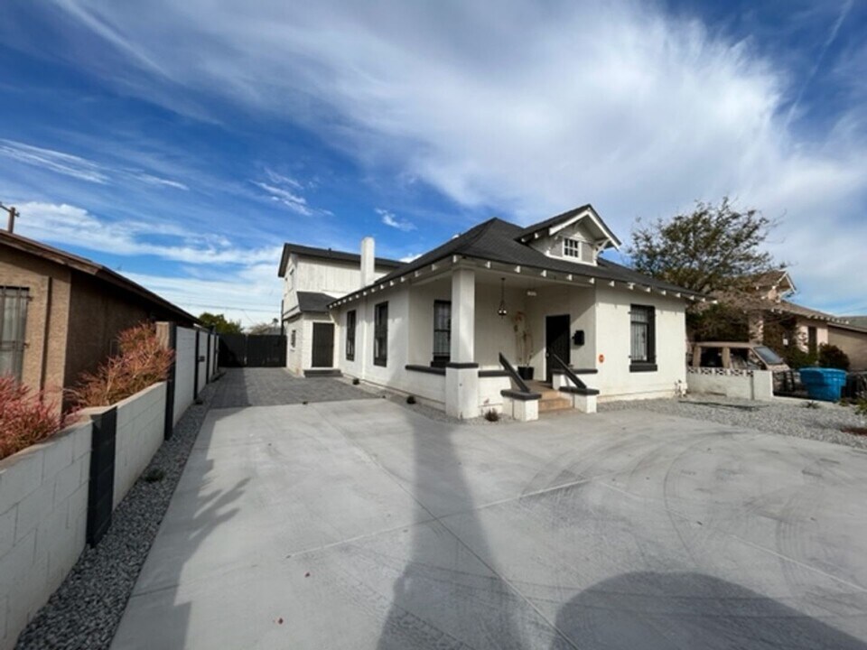 1222 E Roosevelt St in Phoenix, AZ - Foto de edificio