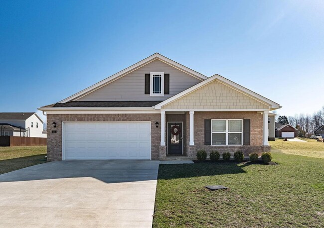 111 Kentucky Oaks Trail in Elizabethtown, KY - Building Photo - Building Photo