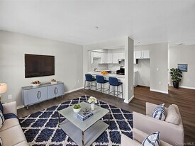 17 Bowman Ave in Rye Brook, NY - Building Photo