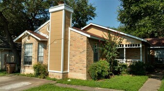 9616 Sugar Hill Dr in Austin, TX - Building Photo