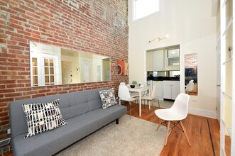659-611 11th Ave in New York, NY - Building Photo - Building Photo