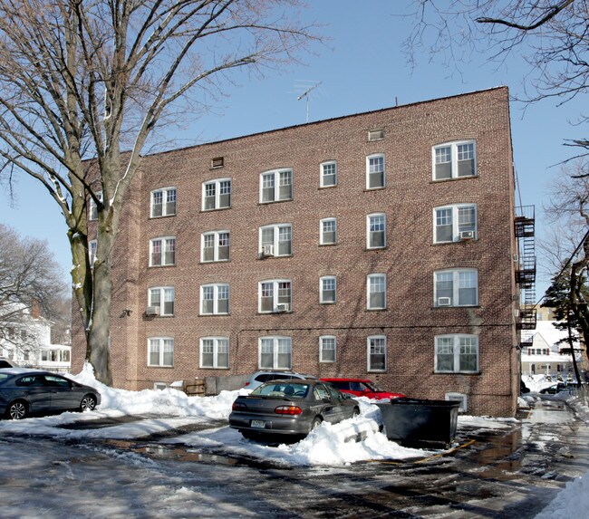 Mace Apartments in Elizabeth, NJ - Foto de edificio - Building Photo