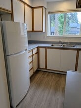 17987 SW 115th Ave in Tualatin, OR - Building Photo - Building Photo